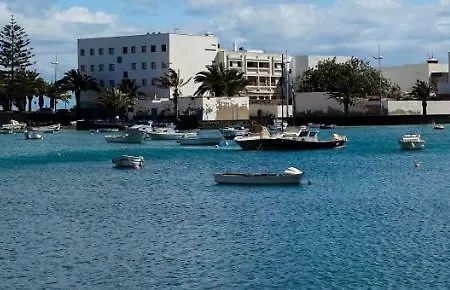 Vanesa Center شقة