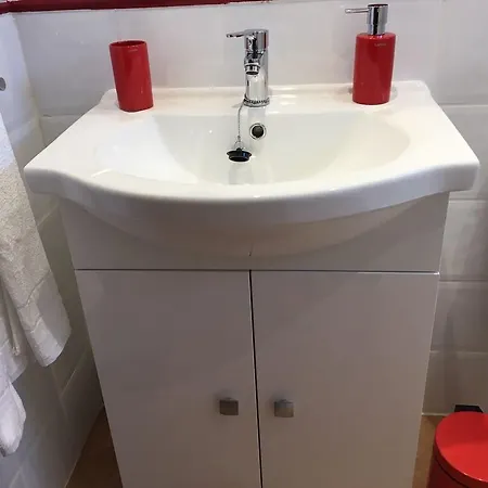 Vanesa Center アパート